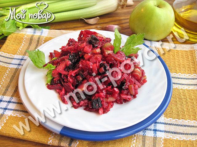 Салат из сельдерея и яблок - пошаговый рецепт с фото
